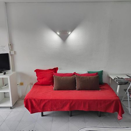 Jupiter Apartment Sea, Pools View เบนัลมาเดนา ภายนอก รูปภาพ